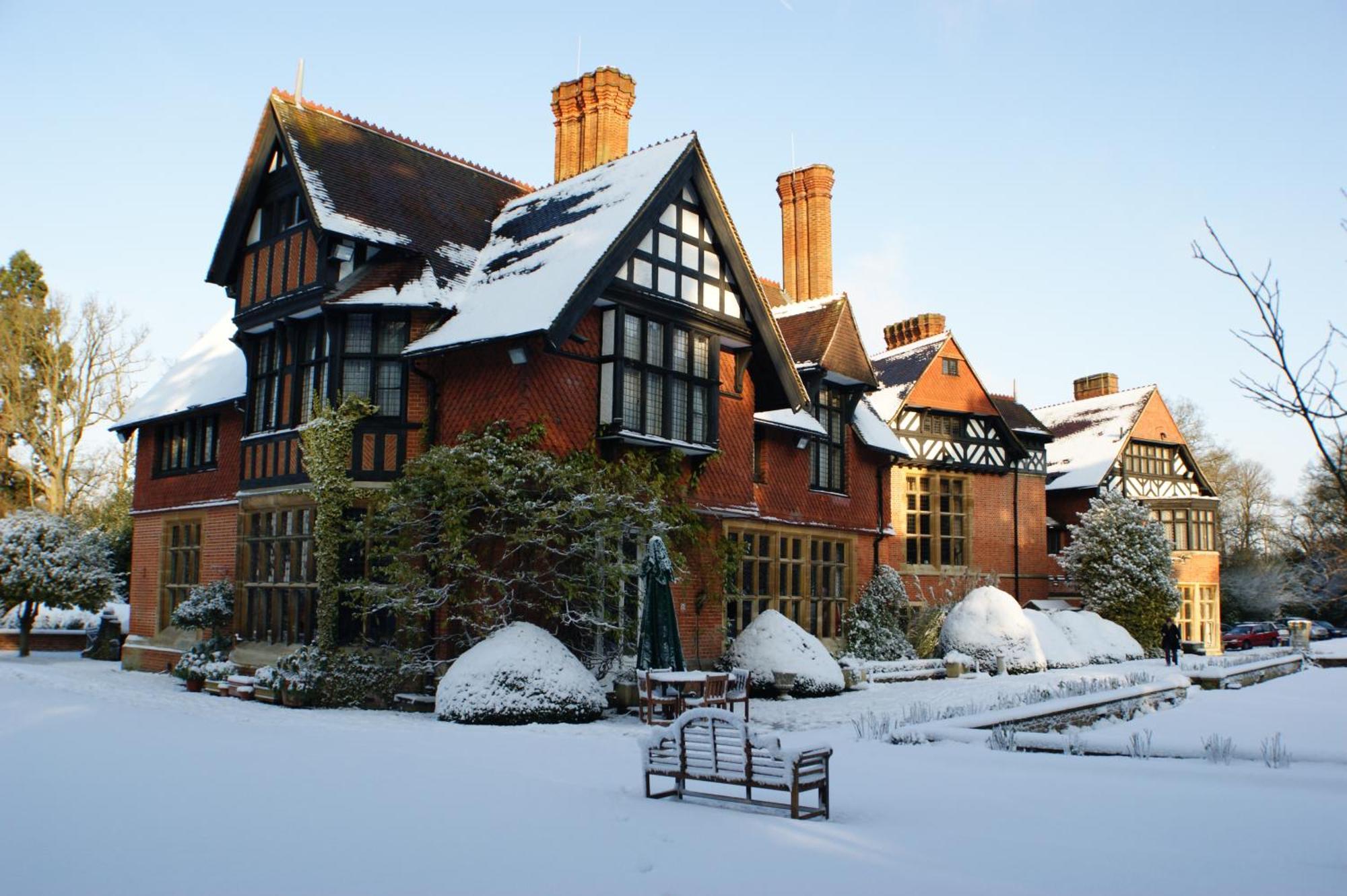 Best Western Plus Grim'S Dyke Hotel Harrow Exterior photo