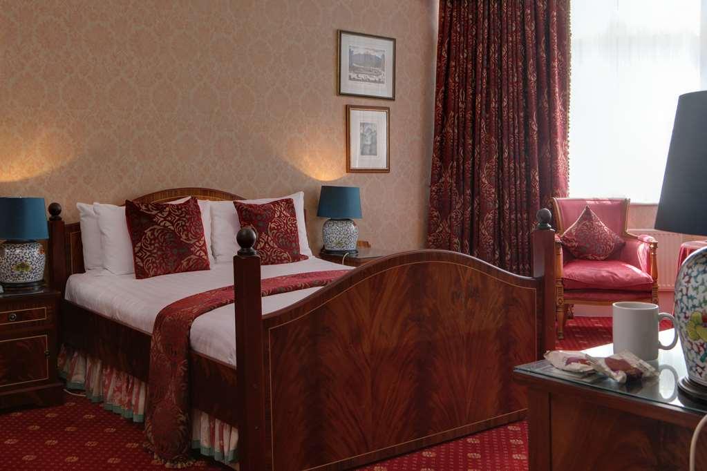 Best Western Plus Grim'S Dyke Hotel Harrow Room photo