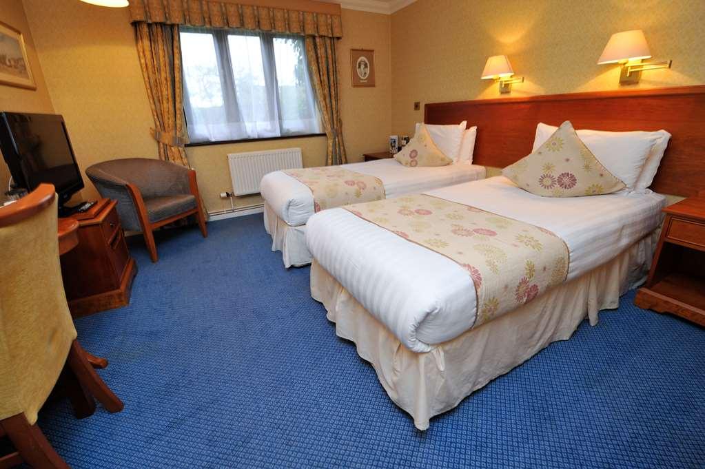 Best Western Plus Grim'S Dyke Hotel Harrow Room photo