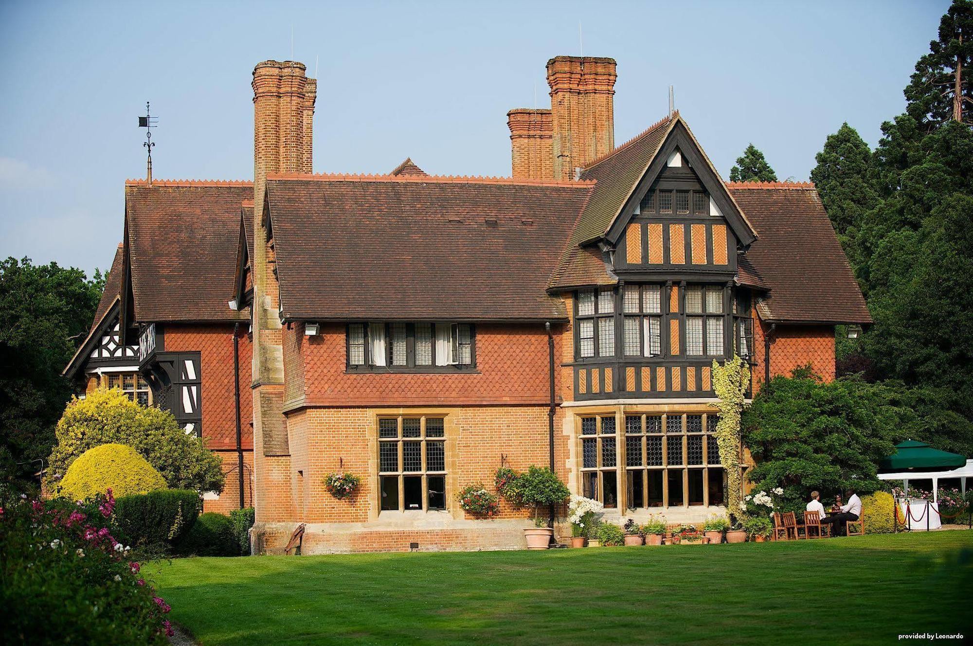 Best Western Plus Grim'S Dyke Hotel Harrow Exterior photo