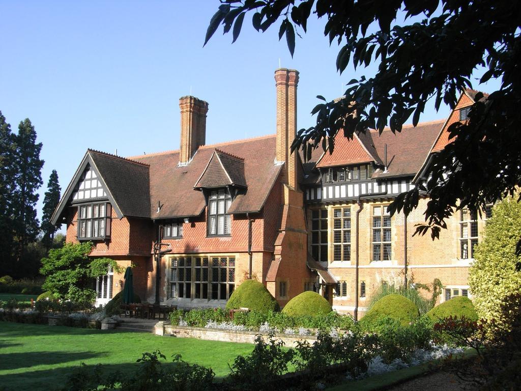 Best Western Plus Grim'S Dyke Hotel Harrow Exterior photo